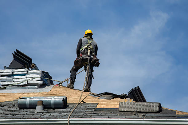 Professional Roofing technician working in Simonton, TX